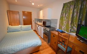 160 Westminster Way,Fab Studio Room